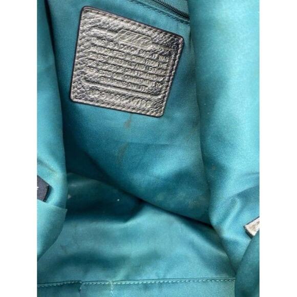 Coach xl shoulder gold leather cross body bag - Picture 11 of 12